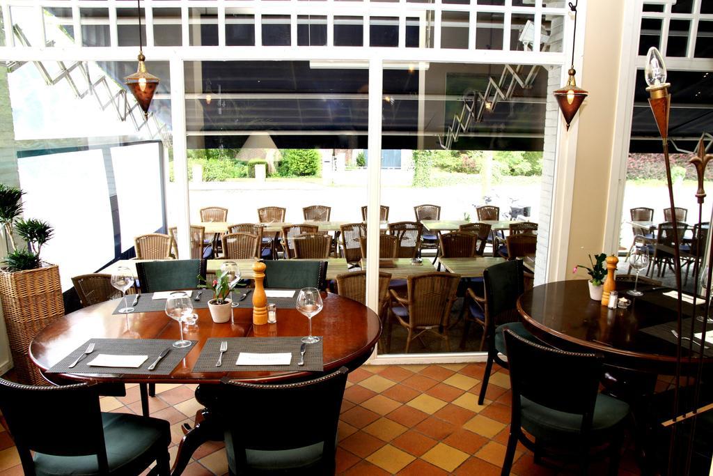 Hotel Restaurant Brasserie Kanne & Kruike Exteriér fotografie