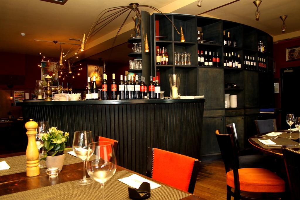 Hotel Restaurant Brasserie Kanne & Kruike Exteriér fotografie